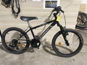 1401 Enfant 20" noir DECATHLON