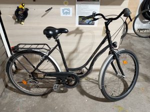 1475 Ville 26" noir GITANE