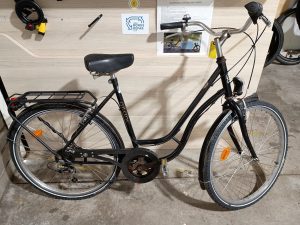 1528 Ville 26" noir GITANE