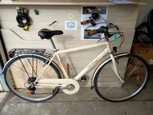 1562 Ville 28" blanc VIA VENETO