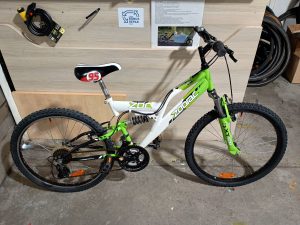 1580 Enfant VTT 24" vert/blanc ZODIAC