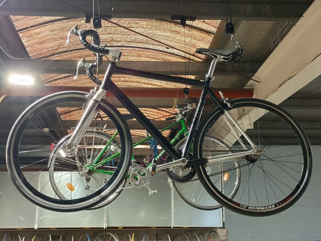 1478 Course 28″ noir GIANT